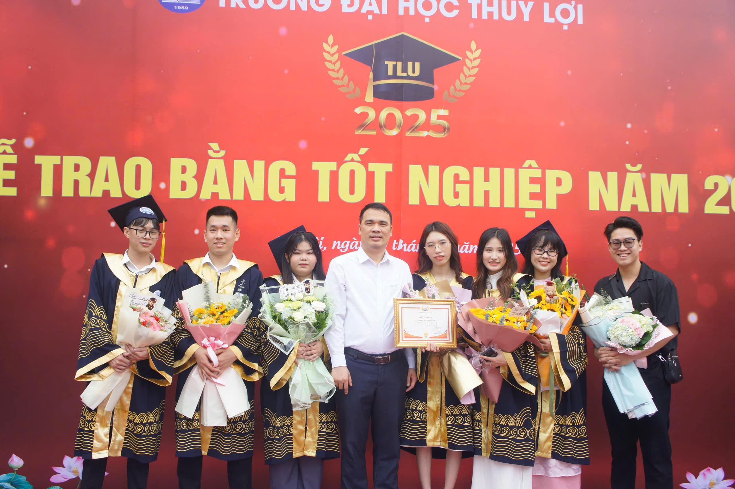 Khoa Kinh tế và Quản lý TLU