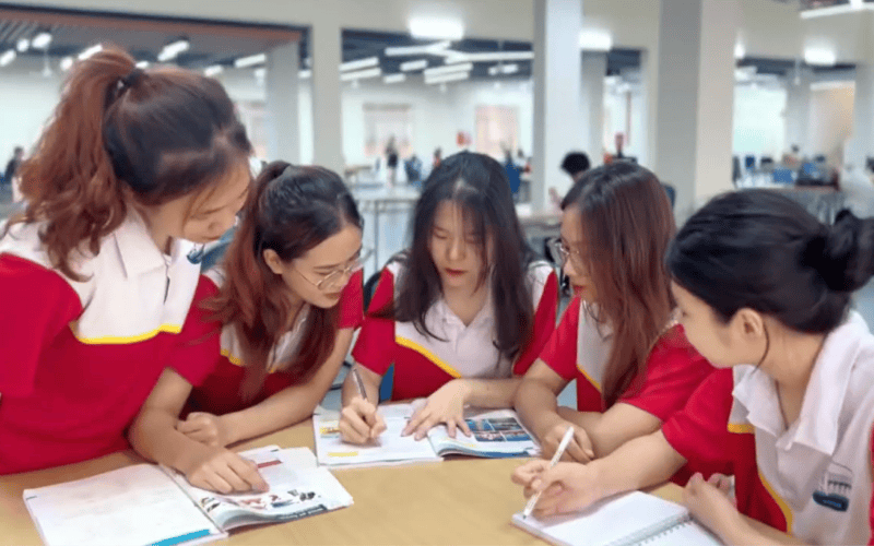 Khoa Kinh tế và Quản lý TLU