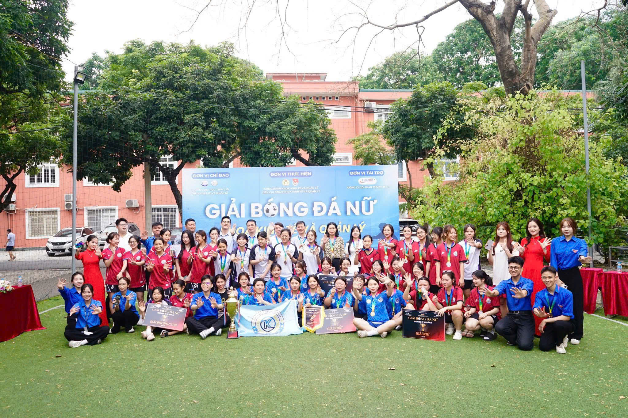 Khoa Kinh tế và Quản lý TLU