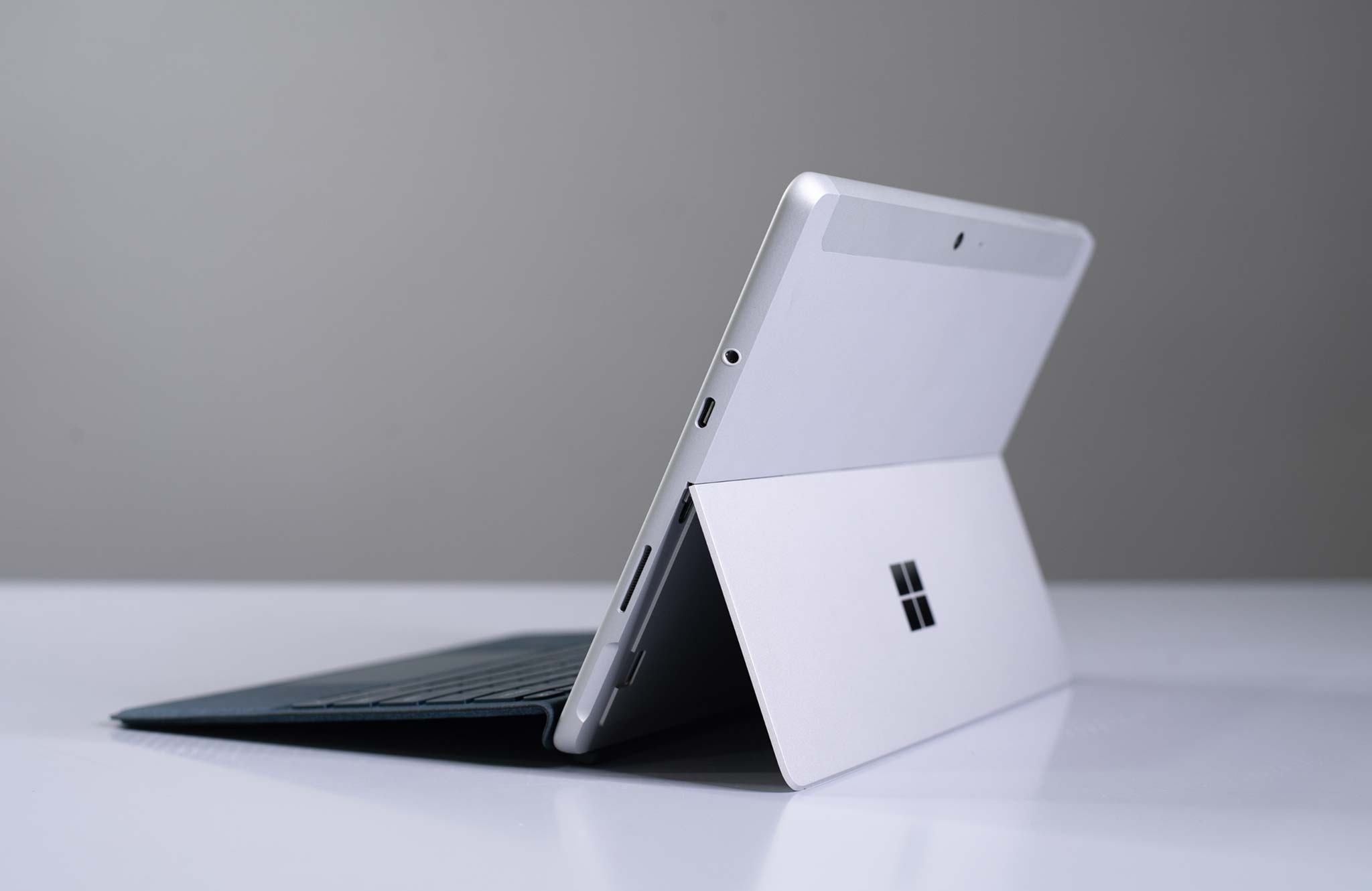 cửa hàng surface đà nẵng