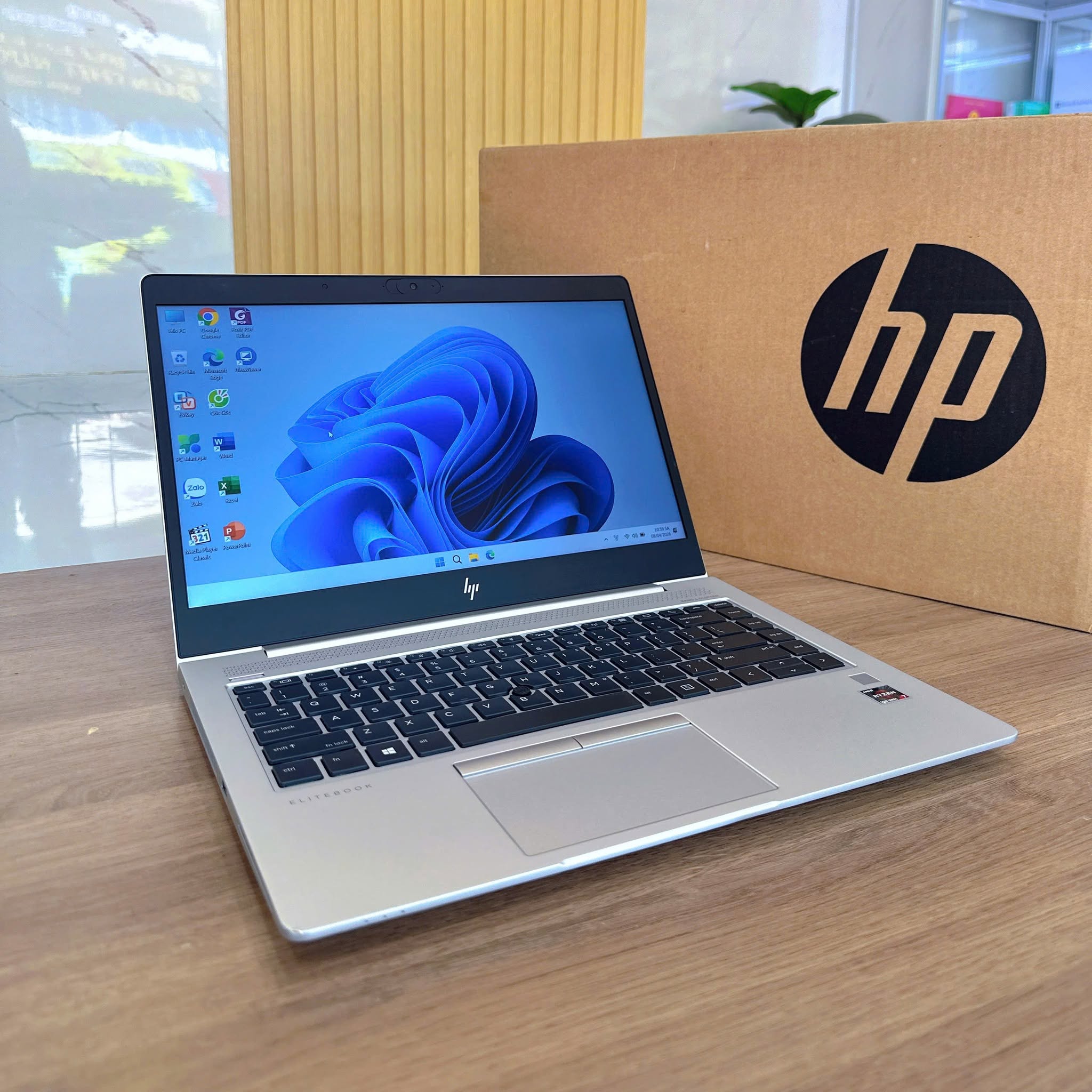HP EliteBook 745 G6 (Ryzen 7 Pro 3700U/8GB RAM/SSD 512GB/14" FHD)