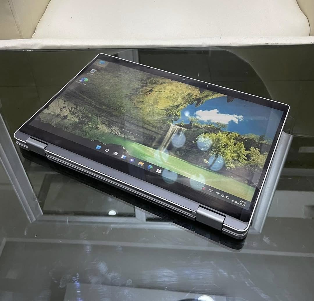 Dell Latitude 5320 2-in-1 Laptop Intel Core i5-1145G7 16GB RAM 256GB SSD