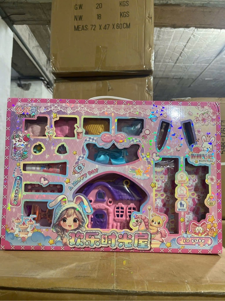 Hộp phụ kiện trang điểm ngôi nhà mã 8224