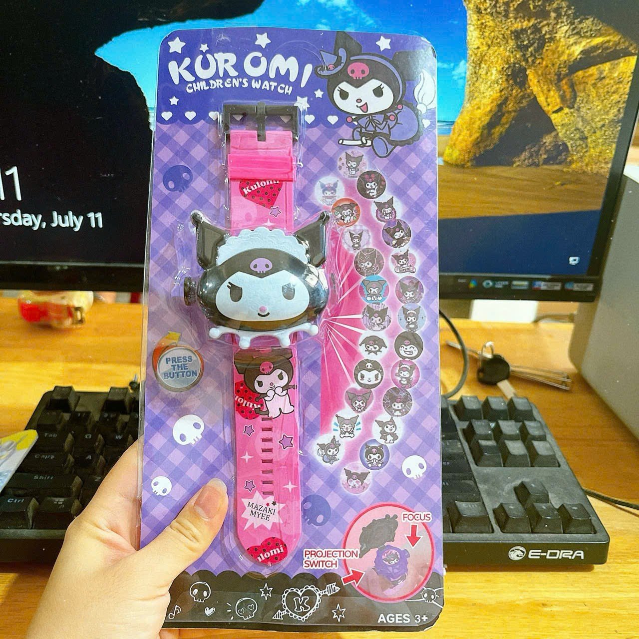 XẢ từ 50 cái--Đồng hồ chiếu hình (melody, siêu nhân, hello kitty, người sắt, người nhện, kurumi tai cụp)