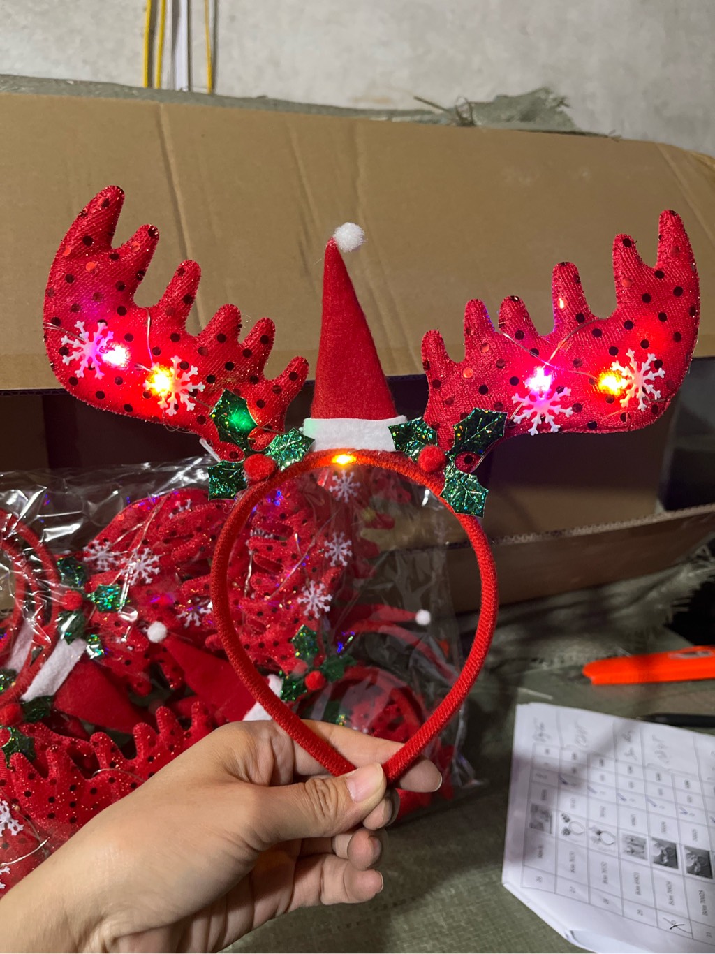 Bờm noel mã 70024 ( Bán 12c/ túi)