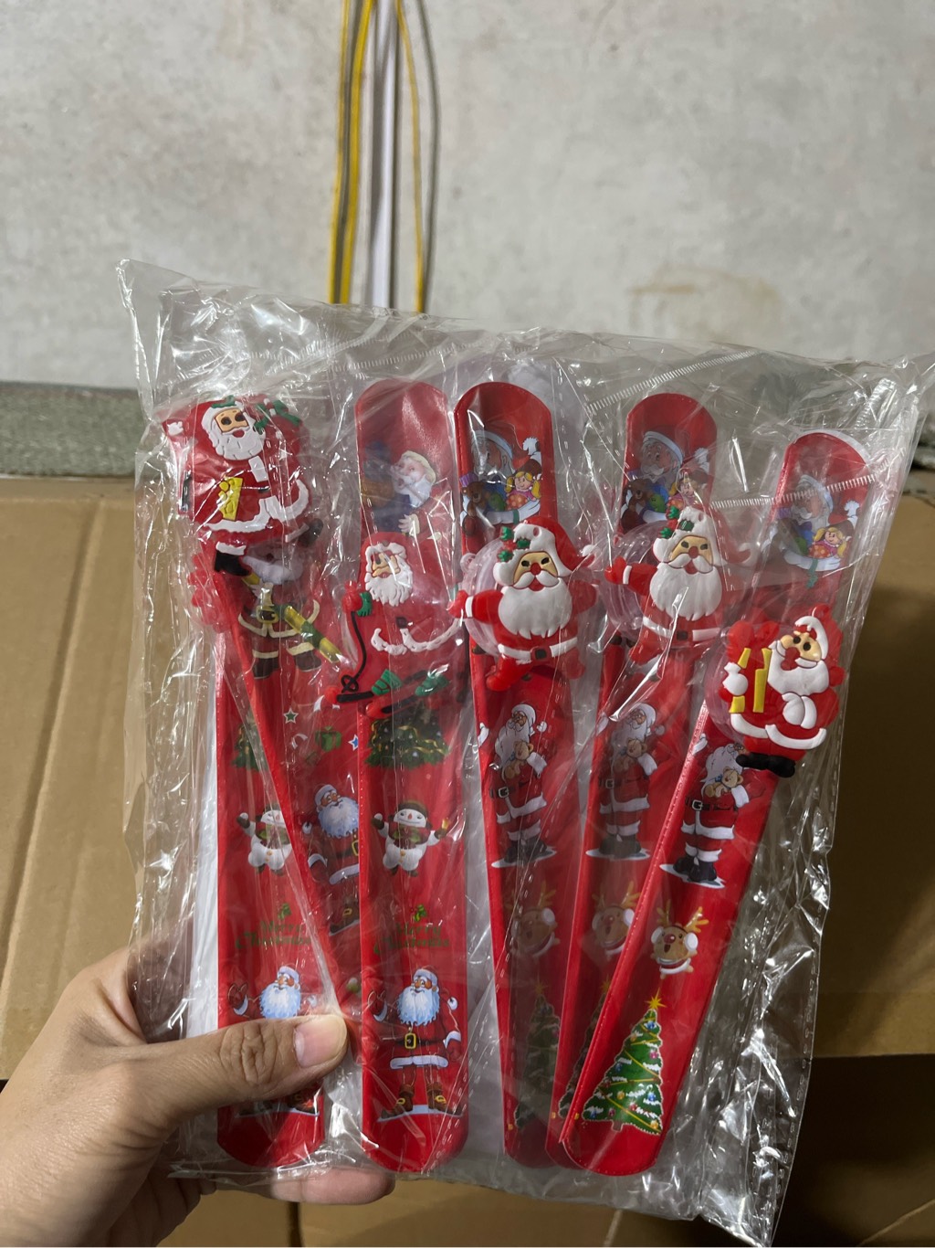 Vòng tay noel mã 60030 ( Bán 12c/ túi)