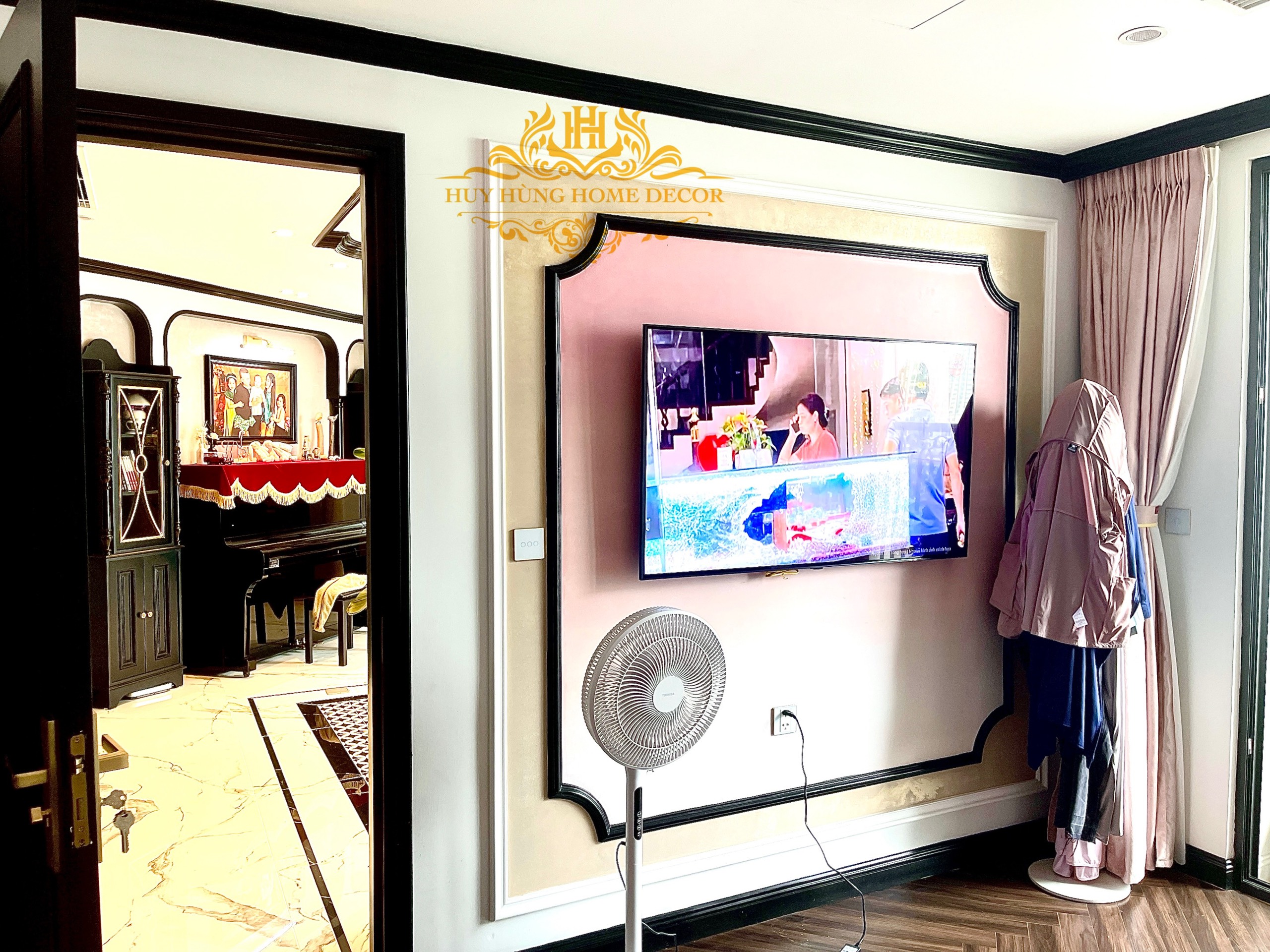 Thi công phào chỉ đen Indochine khách sạn tại Hạ Long