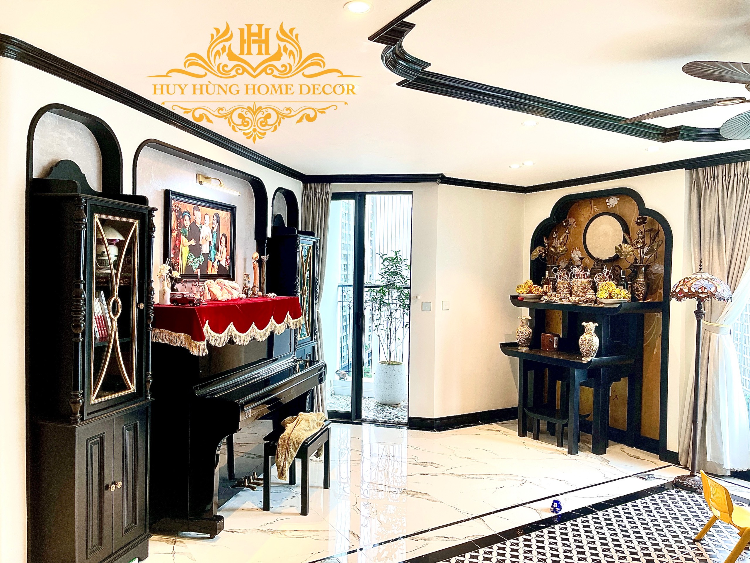 Thi công phào chỉ đen Indochine khách sạn tại Hạ Long