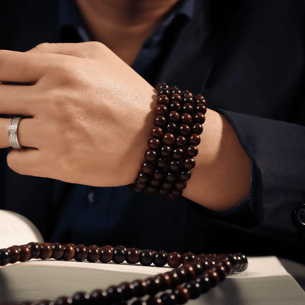 Vòng tay gỗ Tử Đàn Ấn Độ 108 hạt - Đàn hương đỏ trên 30 năm tuổi