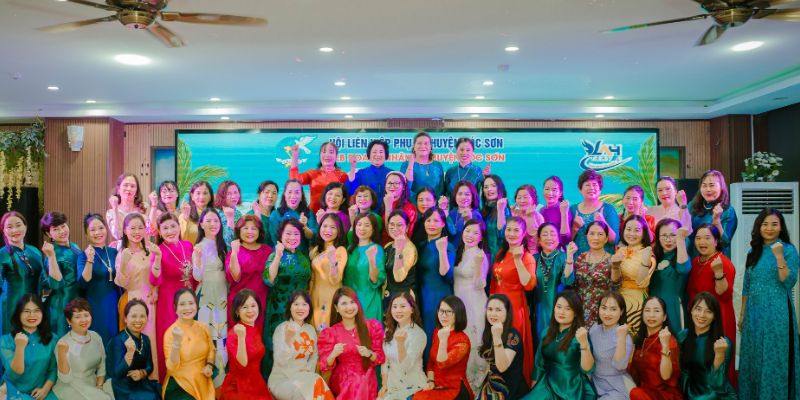 GALA DINNER “GẮN KẾT YÊU THƯƠNG” CÙNG CÁC DOANH NHÂN NỮ SÓC SƠN