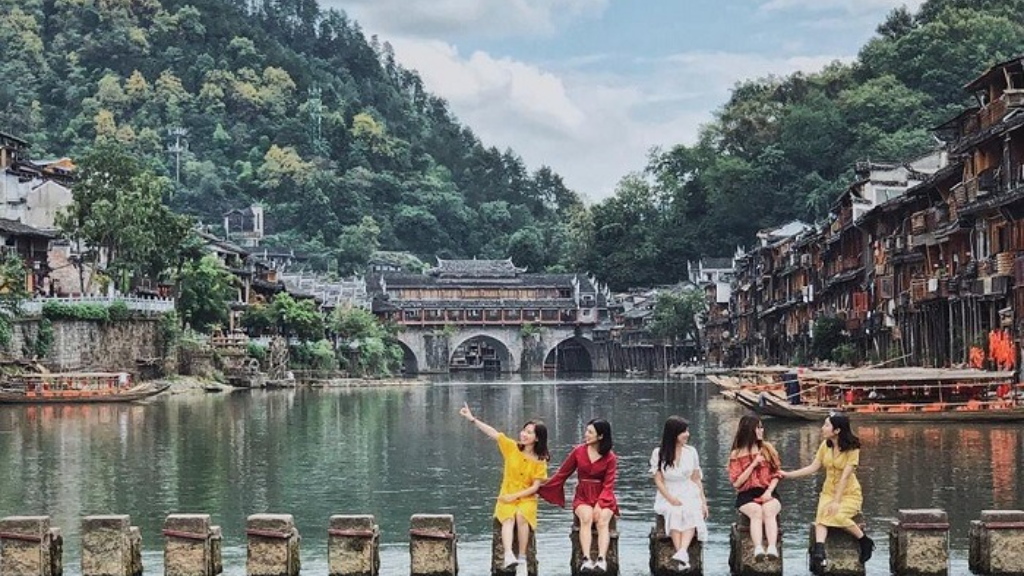 TOUR HÀ KHẨU – MÔNG TỰ – ĐẠI LÝ – LỆ GIANG – SHANGRILA - CÔN MINH 6 NGÀY 5 ĐÊM