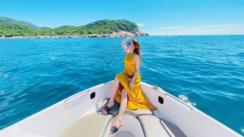 TOUR DU LỊCH HÀ NỘI - NINH THUẬN - NHA TRANG 4 NGÀY 3 ĐÊM_VIETNAMAIRLINES