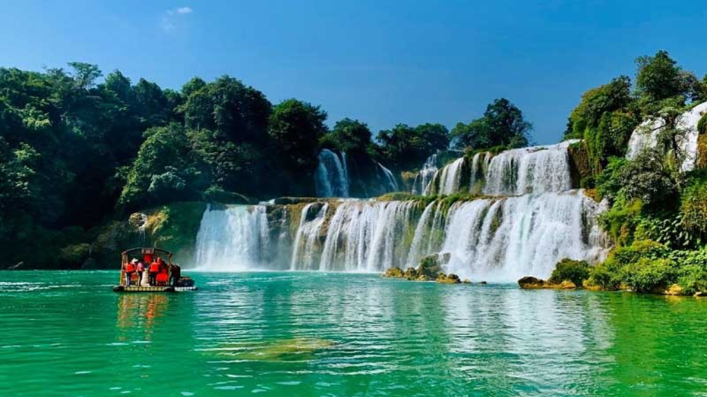 TOUR DU LỊCH HÀ NỘI - BA BỂ- CAO BẰNG 3 NGÀY 2 ĐÊM