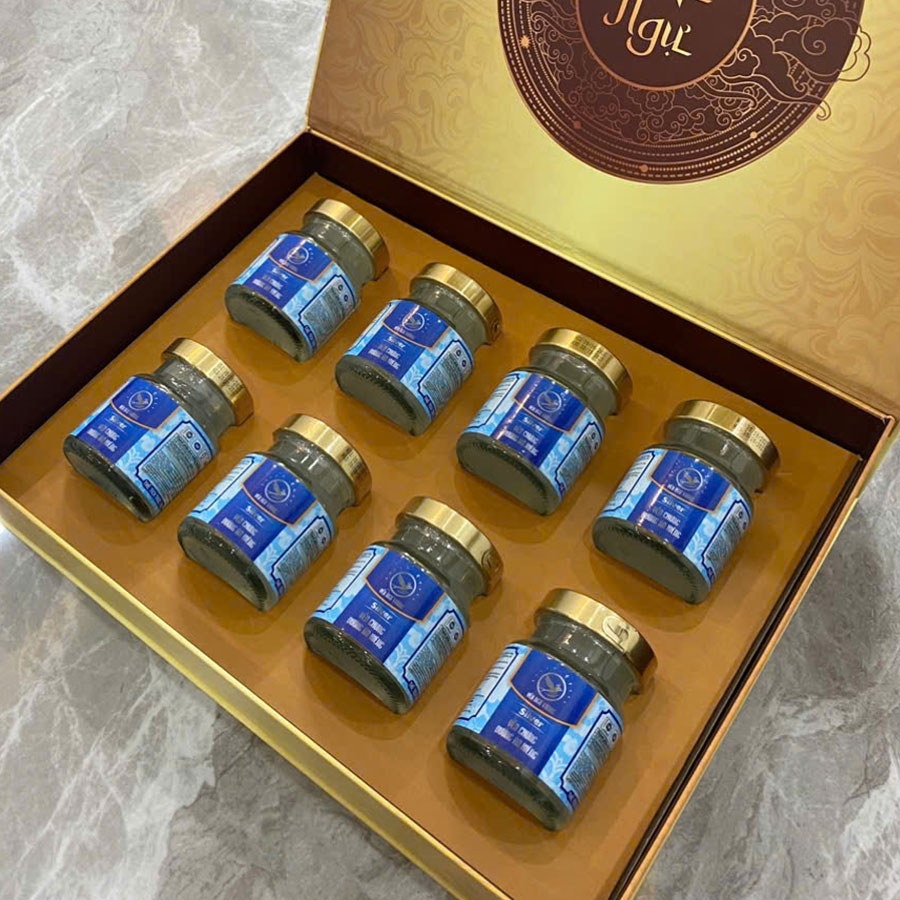Hộp quà 8 Hũ Yến Chưng Đường Ăn Kiêng Silver