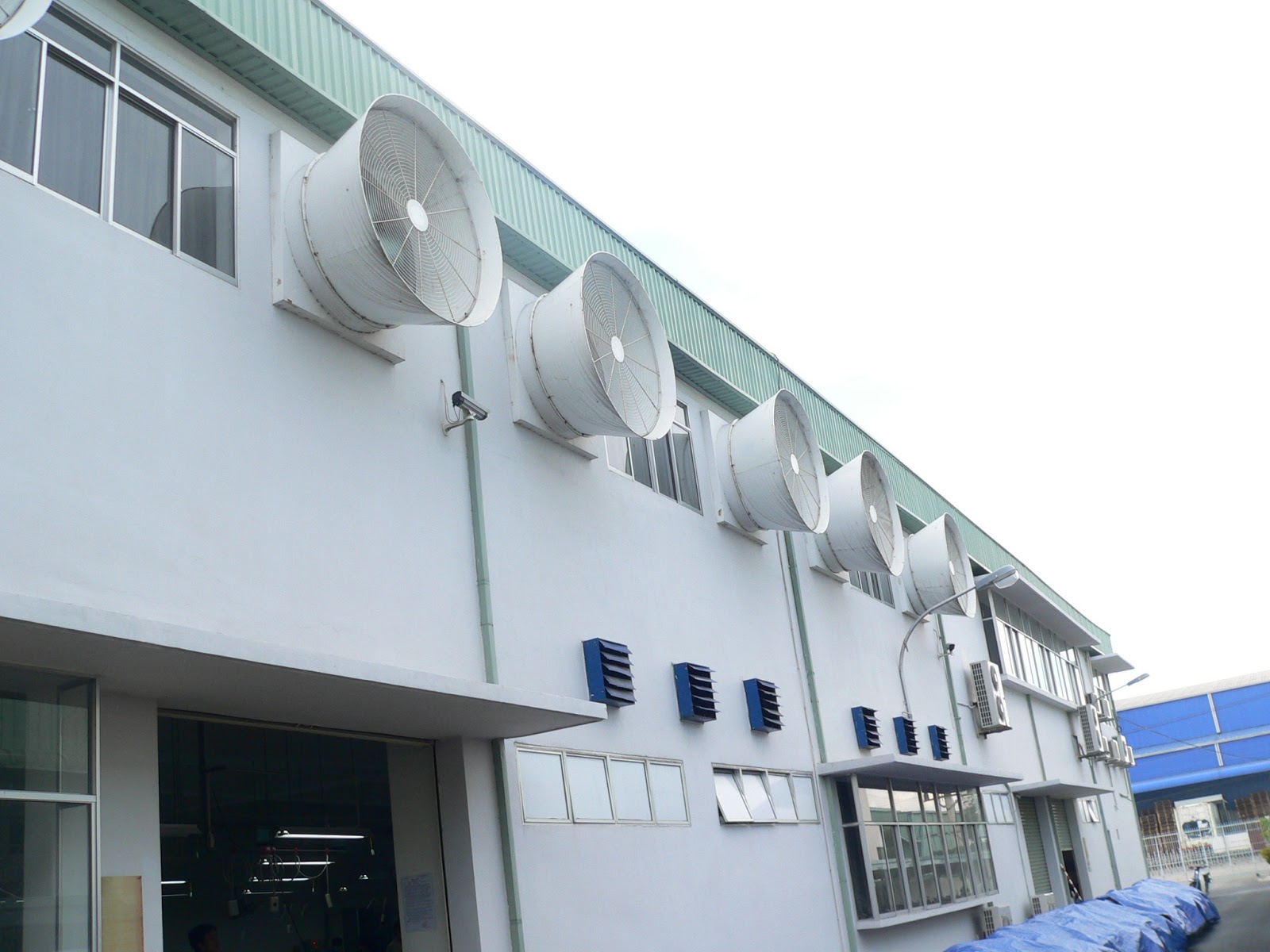 Hệ thống thông gió nhà xưởng sản xuất