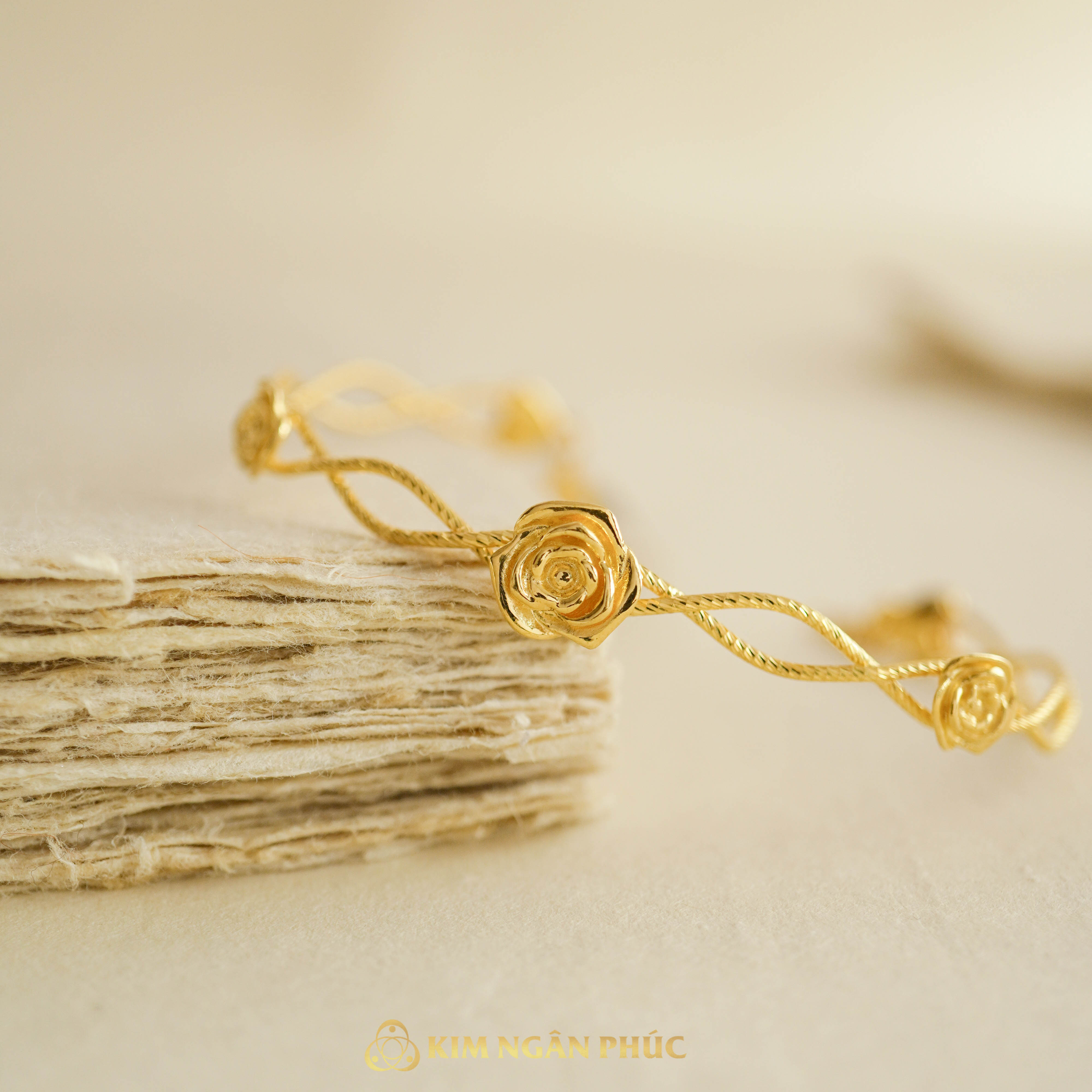 Lắy Tay Hoa Hồng Leo 24k