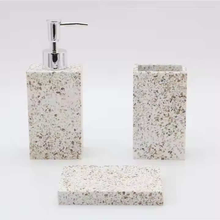 Sét đựng dầu gội sữa tắm, xà bông 11