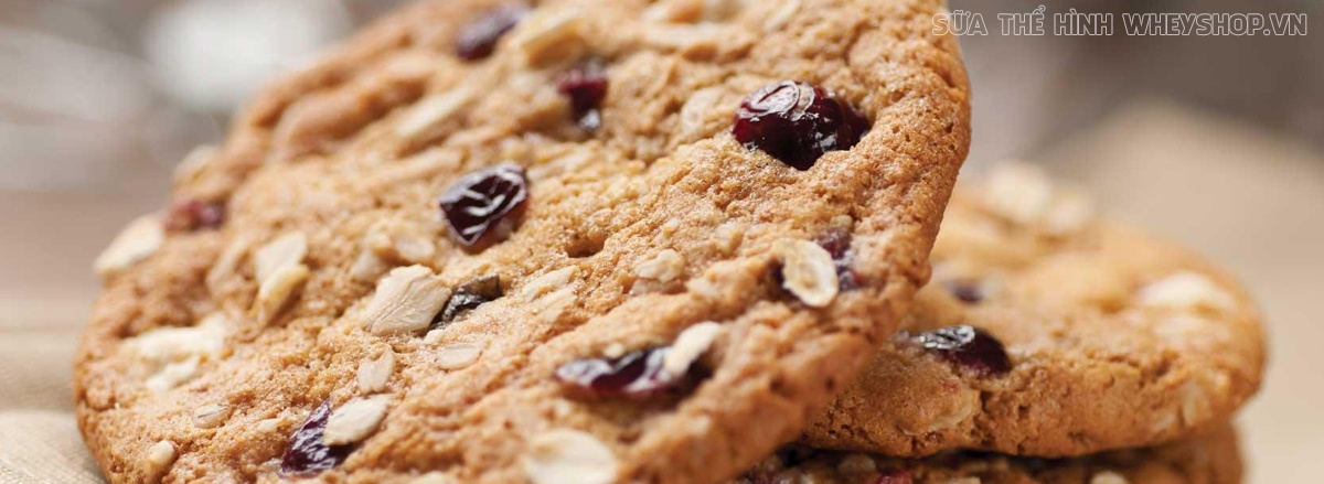 Bánh yến mạch chuối là một món ăn thơm ngon, dễ dàng chế biến và mang tới hiệu quả giảm cân tuyệt vời. Hãy cùng WheyShop tìm hiểu ngay 10 cách làm qua bài viết