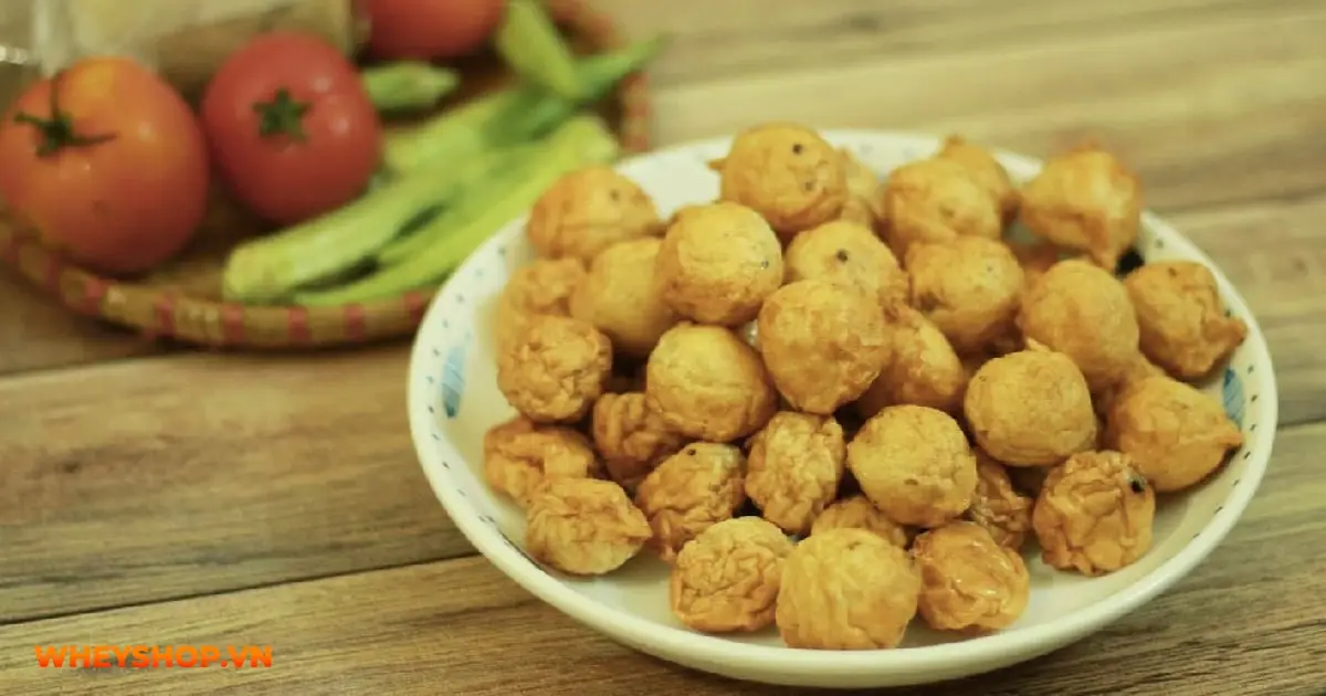 100g-ca-vien-chien-bao-nhieu-calo-03-min