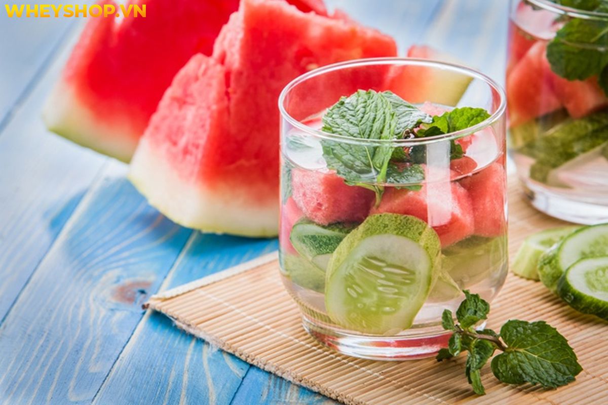 Hiện nay, chủ đề detox giảm cân bằng nước trái cây vẫn là chủ đề nóng trên các hội nhóm, các diễn đàn của chị em phụ nữ. Nước detox giúp cơ thể thải độc,...