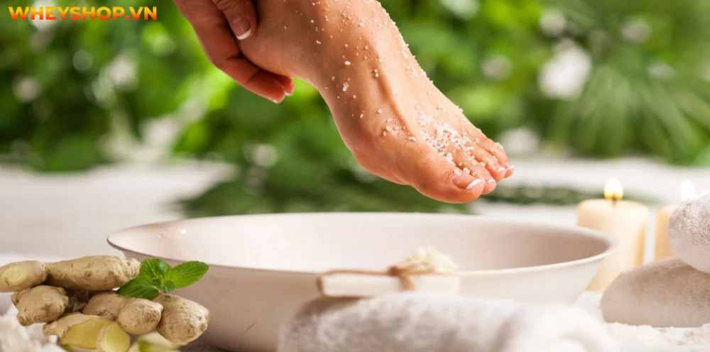 Ngâm chân nước gừng không chỉ là phương pháp thư giãn mà còn đem lại nhiều lợi ích sức khỏe. Bài viết này WheyShop sẽ chia sẻ 9+ tác dụng khi ngâm chân nước...