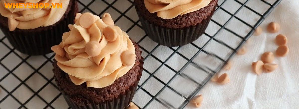 Nếu bạn đang băn khoăn trong việc sử dụng bơ đậu phộng tăng cân như thế nào thì hãy cùng WheyShop tìm hiểu ngay 10 món ăn cùng bơ đậu phòng tăng cân hiệu quả...