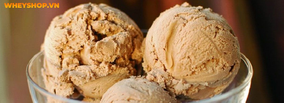 Nếu bạn đang băn khoăn trong việc sử dụng bơ đậu phộng tăng cân như thế nào thì hãy cùng WheyShop tìm hiểu ngay 10 món ăn cùng bơ đậu phòng tăng cân hiệu quả...