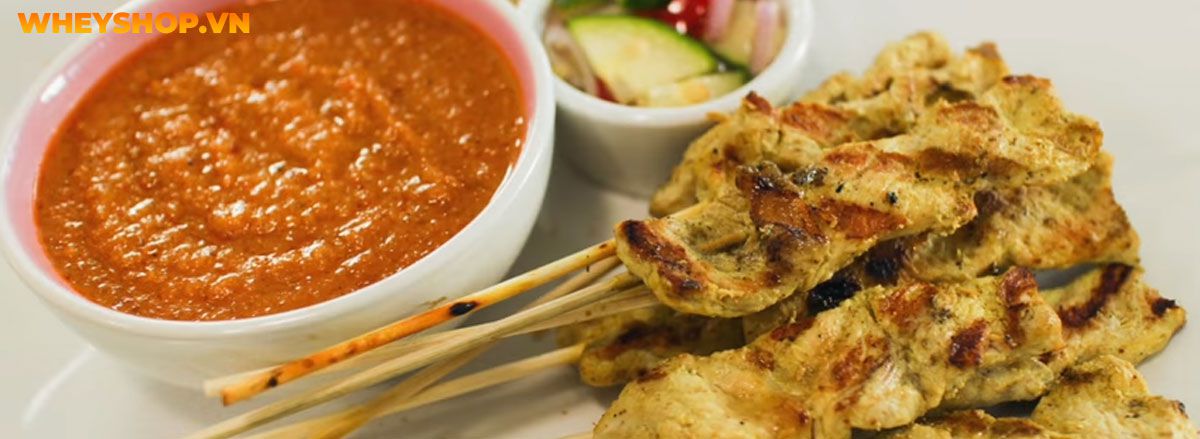 Nếu bạn đang băn khoăn trong việc sử dụng bơ đậu phộng tăng cân như thế nào thì hãy cùng WheyShop tìm hiểu ngay 10 món ăn cùng bơ đậu phòng tăng cân hiệu quả...