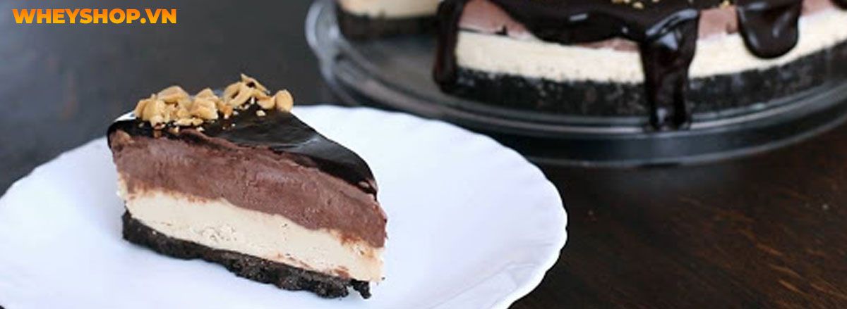 Nếu bạn đang băn khoăn trong việc sử dụng bơ đậu phộng tăng cân như thế nào thì hãy cùng WheyShop tìm hiểu ngay 10 món ăn cùng bơ đậu phòng tăng cân hiệu quả...