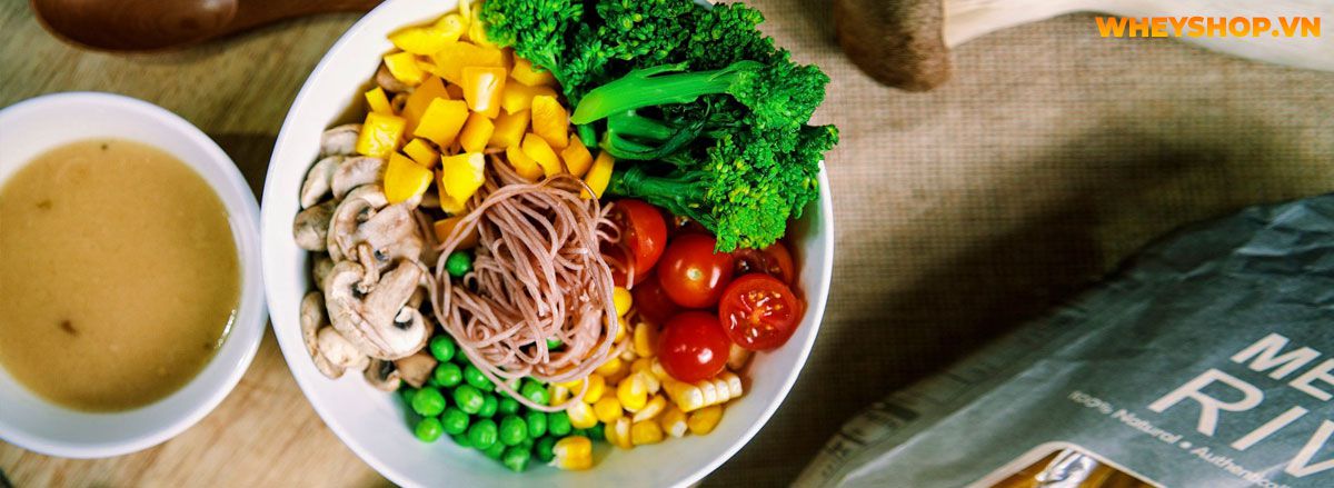 Nếu bạn đang băn khoăn tìm cách sử dụng bơ đậu phộng giảm cân thì cùng WheyShop tham khảo 20 cách giảm cân với bơ đậu phộng...