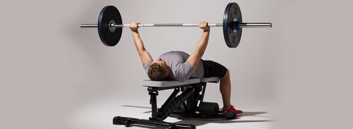 7 bai tap nguc tot va hieu qua nhat moi thoi dai Barbell Bench Press