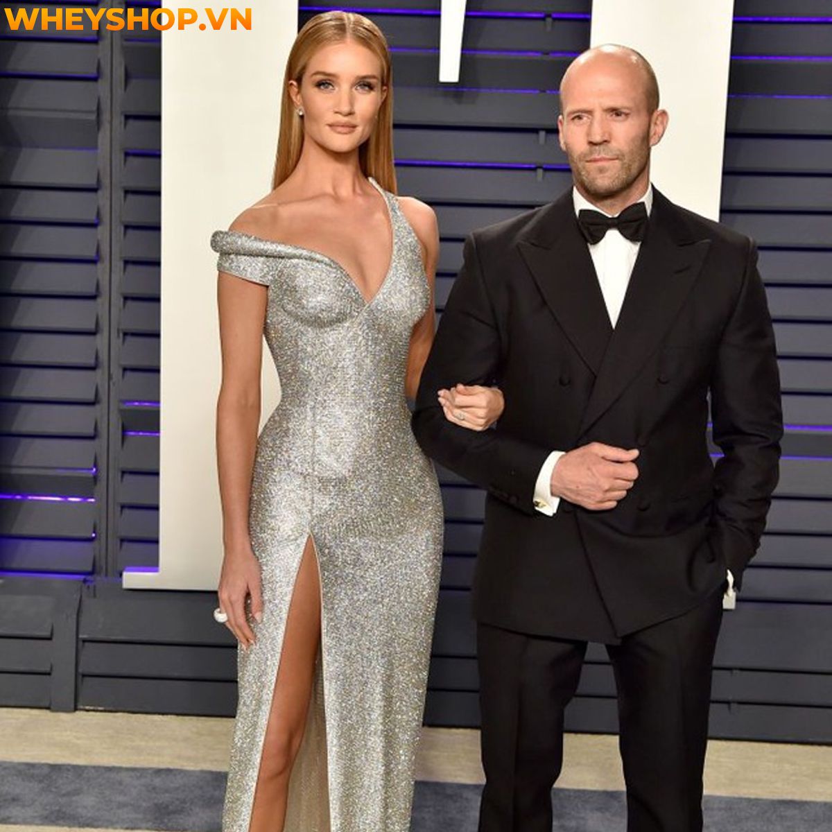 Jason Statham được biết đến là một diễn viên, nhà sản xuất phim và là một võ sĩ người Anh. Ngoài ra, anh còn là một thành viên trong đội lặn của quốc gia Anh...