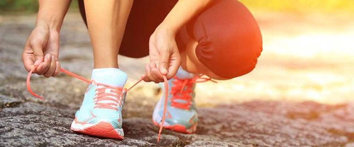 Chạy bộ tại chỗ nghe rất đơn giản tuy nhiên lại mang tới cực kỳ nhiều lợi ích cho sức khỏe. Tìm hiểu ngay 9 lợi ích tuyệt vời qua bài viết..