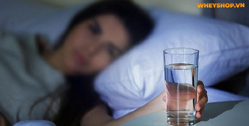 Nếu bạn đang phân vân trong việc tìm cách uống nước giảm cân thì hãy cùng WheyShop tham khảo ngay 5 cách lên lịch uống nước giảm cân...