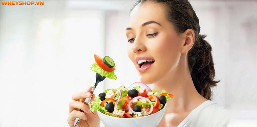 Nếu bạn đang băn khoăn tìm cách skincare chuẩn đẹp thì hãy cùng WheyShop tham khảo ngay 10 bước skincare chuẩn Hàn Quốc qua bài viết...