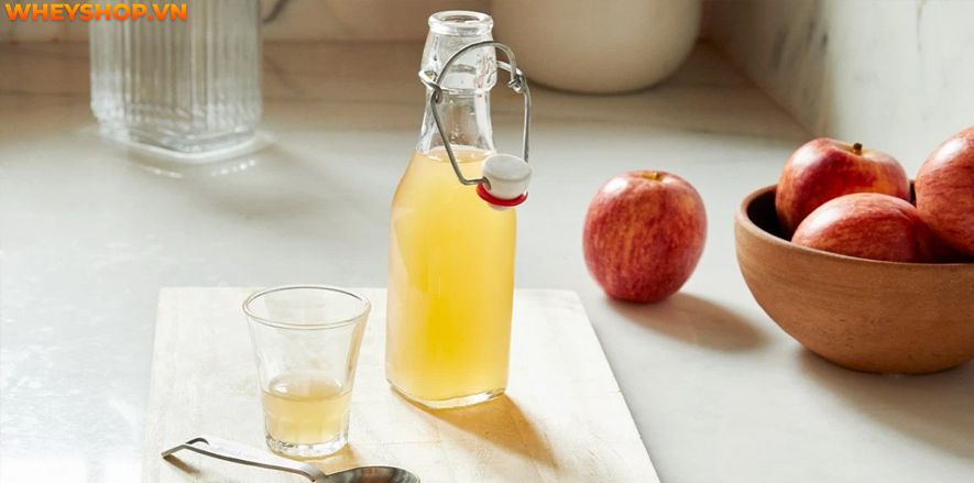 Nếu bạn đang băn khoăn tìm cách giảm mỡ bụng thì hãy cùng WheyShop tham khảo 18 loại nước uống giảm cân buổi tối đơn giản mà hiệu quả nhanh qua bài viết..