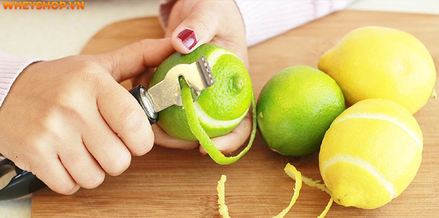 Nếu bạn đang băn khoăn tìm cách giảm mỡ bụng thì hãy cùng WheyShop tham khảo 18 loại nước uống giảm cân buổi tối đơn giản mà hiệu quả nhanh qua bài viết..