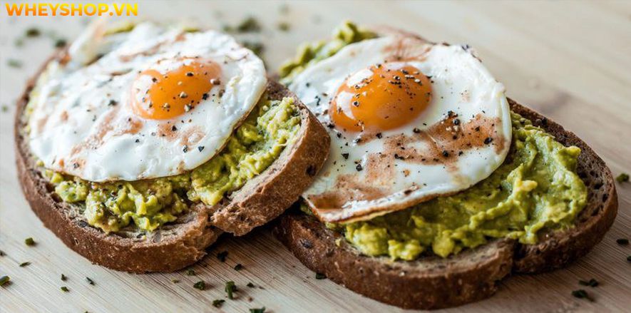 Nếu bạn đang băn khoăn tìm cách ăn bơ để tăng cân thì hãy cùng WheyShop tham khảo chi tiết bài viết ngay sau đây nhé...