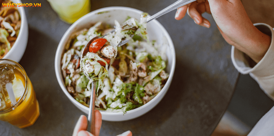 Nếu bạn đang có một thân hình cân đối, tuy nhiên dạng người dễ dàng béo bụng thì WheyShop ở đây để giúp đỡ bạn cách giảm mỡ bụng tại nhà hiệu quả trong 1...