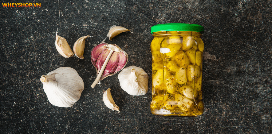 Để cho ra dược phẩm tỏi ngâm mật ong có khó không? WheyShop sẽ hướng dẫn cách làm tỏi ngâm mật ong thơm ngon bổ dưỡng.