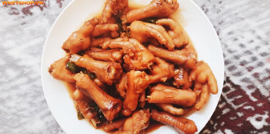 Nếu bạn đang băn khoăn chân gà bao nhiêu calo và ăn chân gà có béo không thì hãy cùng WheyShop giải đáp thắc mắc qua bài viết ngay sau...