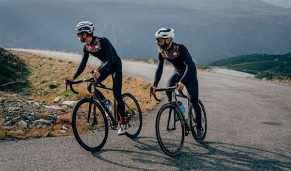 Đạp xe đạp có bị to bắp chân không