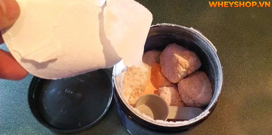 Cùng WheyShop tham khảo tại sao BCAA bị vón cục, BCAA bị vón cục có ảnh hưởng chất lượng không, BCAA bị vón cục có dùng được không...