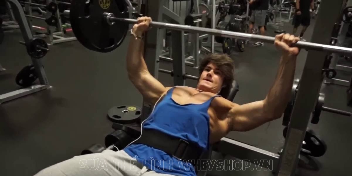 Jeff Seid là một vận động viên thể hình, người mẫu và là người có tầm ảnh hưởng lớn đối với cộng đồng fitness tại Mỹ và thế giới. Cập nhật nhanh tin tức, hình ảnh