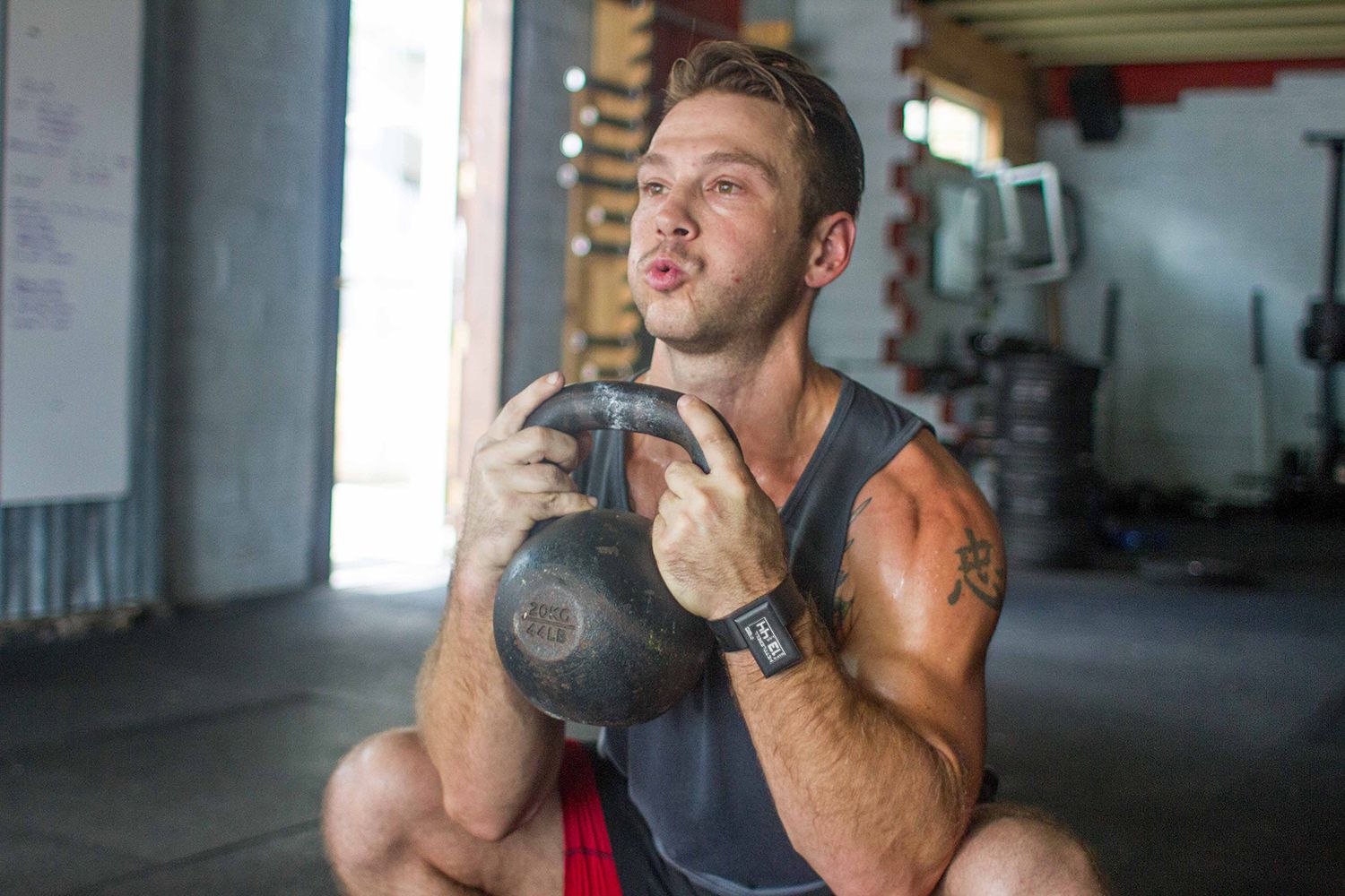 hit tho dung cach khi tap bung wheyshop vn