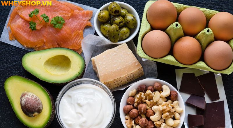 Ketogenic Diet là gì? Nếu bạn đang băn khoăn tìm hiểu thực đơn giảm cân Ketogenic Diet thì hãy cùng WheyShop tham khảo bài viết...