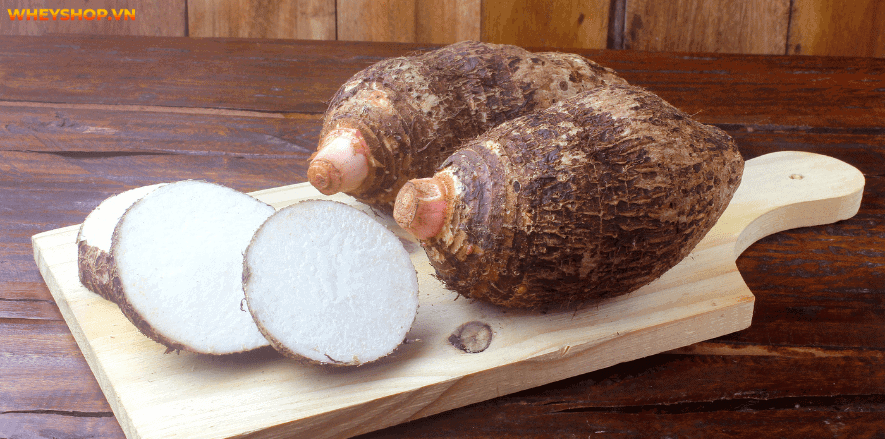 Khoai sọ hay là thực phẩm giàu dinh dưỡng, được sử dụng phổ biến. Tuy nhiên nhiều người thắc mắc: khoai sọ bao nhiêu calo? Cùng WheyShop và chuyên gia giải đáp...