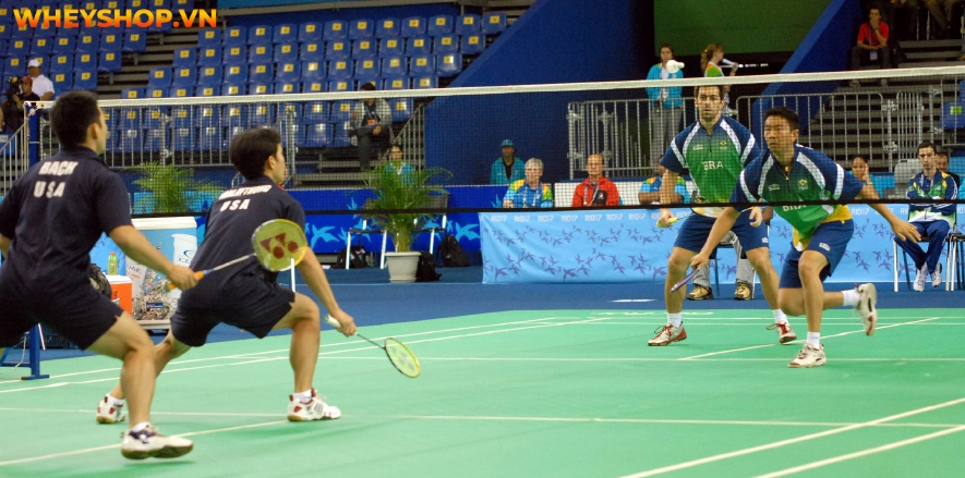 Đối với những người mới bắt đầu chơi cầu lông thì việc nắm rõ luật chơi cầu lông là vô cùng quan trọng.. Hãy cùng WheyShop tìm hiểu luật cầu lông chi tiết và...