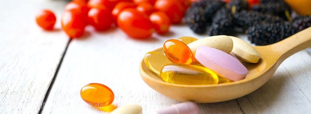 MultiVitamin tổng hợp là gì ? MultiVitamin có mang tới nhiều lợi ích tuyệt vời cho sức khỏe như lời đồn hay không ? Cùng tìm hiểu chi tiết qua bài viết...