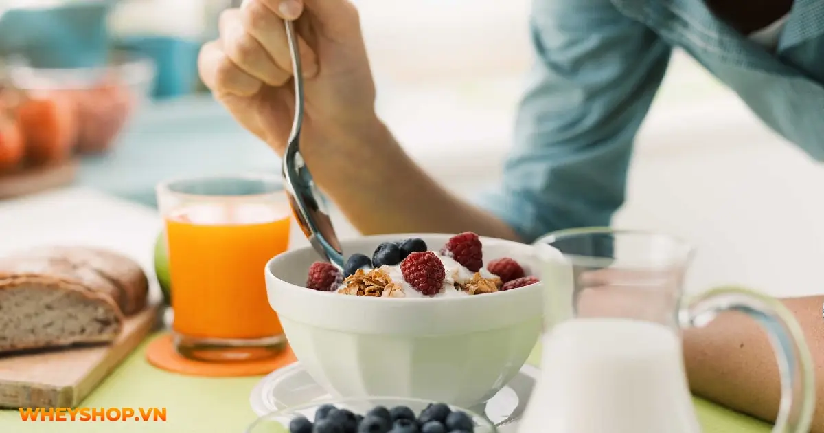 nen-an-sang-truoc-hay-sau-khi-tap-the-duc-02-min